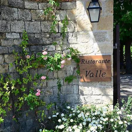 Relais Fattoria Valle *