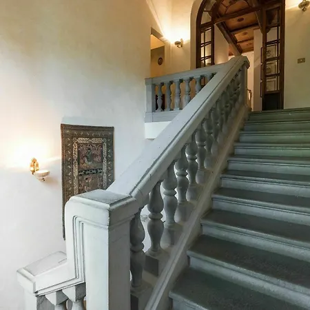 Relais Fattoria Valle Kır Evi